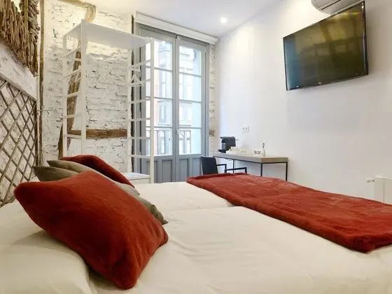 Deluxe İki Ayrı Yataklı Oda (Zazpi Kale)