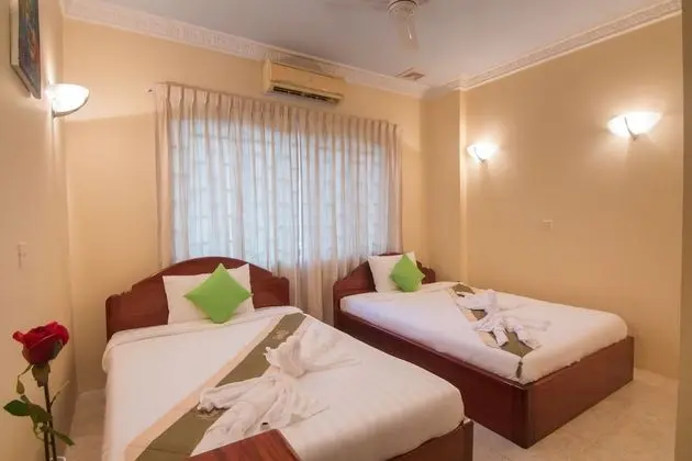Deluxe Tek Büyük Yataklı Oda (A/C, Free Pick up)