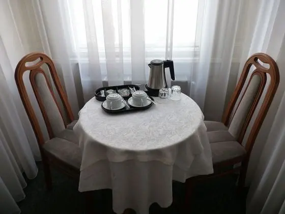 Üç Kişilik Oda