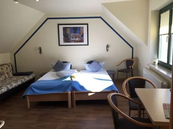 Comfort Tek Büyük Yataklı Oda