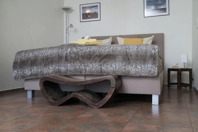 Comfort Tek Büyük Yataklı Oda