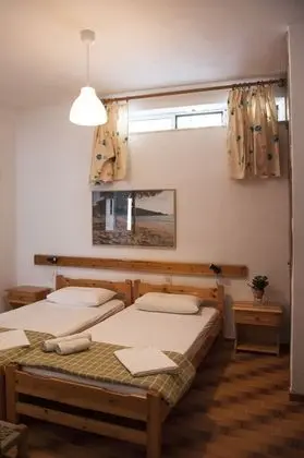 Basic Tek Büyük Yataklı Oda