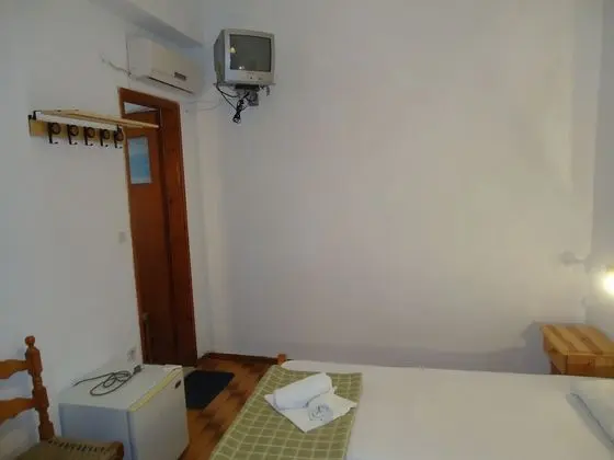 Basic Tek Büyük Yataklı Oda