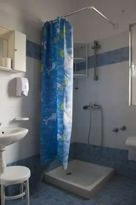 Basic Tek Büyük Yataklı Oda