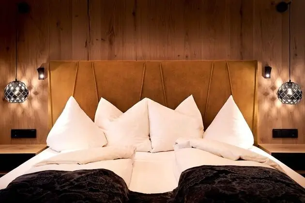 Standard Üç Kişilik Oda, Balkon, Dağ Manzaralı