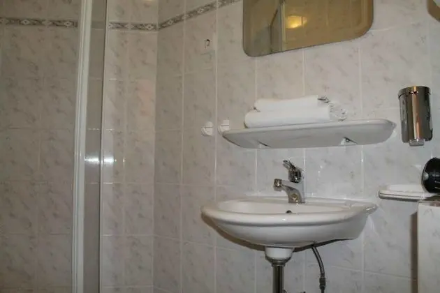 Tek Kişilik Oda