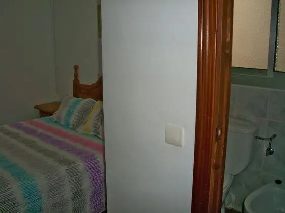 Tek Kişilik Oda, Ortak Banyo