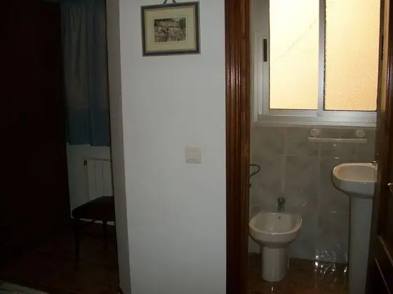 Tek Kişilik Oda, Ortak Banyo