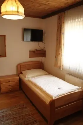 İki Ayrı Yataklı Oda