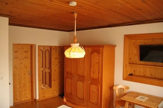 Tek Büyük Yataklı Oda, Balkon