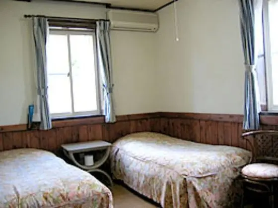 İki Ayrı Yataklı Oda (B)