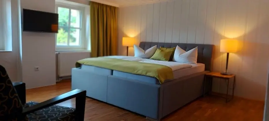 Comfort Tek Büyük Yataklı Oda