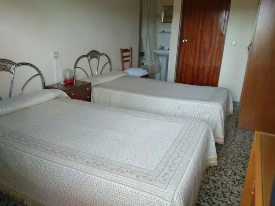 Economy Tek Büyük Yataklı Oda