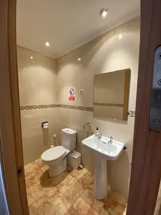 Economy Tek Büyük Yataklı Oda, Özel Banyo