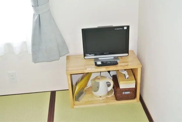 Traditional Oda, Sigara İçilmez (Japanese Style, with a Toilet)