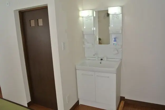 Traditional Oda, Sigara İçilmez (Japanese Style with a Toilet)