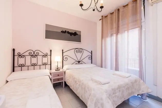 Üç Kişilik Oda, Ortak Banyo