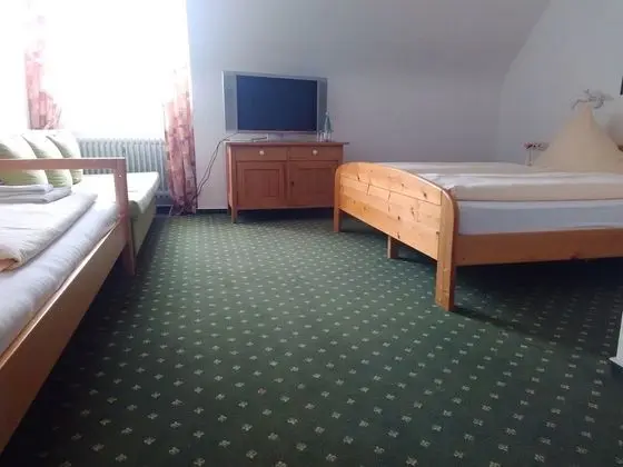 Standard Üç Kişilik Oda