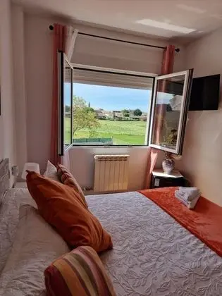 Tek Büyük Yataklı Oda, Ortak Banyo