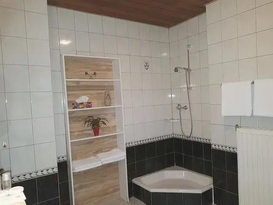 Tek Büyük veya İki Ayrı Yataklı Oda