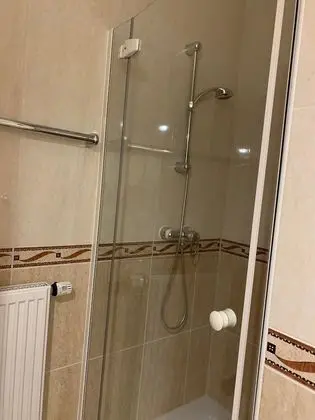 Tek Büyük Yataklı Oda (1)