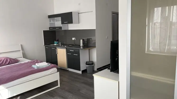 Tek Büyük Yataklı Oda, Özel Banyo, Avlu Manzaralı