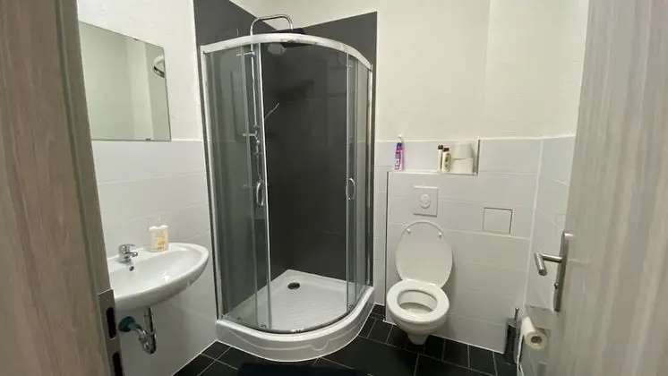 Tek Büyük Yataklı Oda, Özel Banyo, Avlu Manzaralı