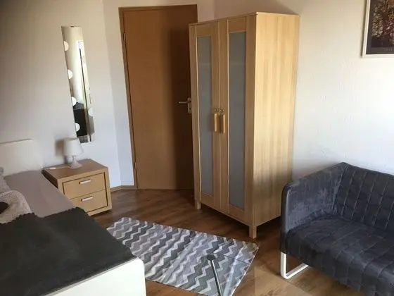 Tek Büyük Yataklı Oda, Balkon