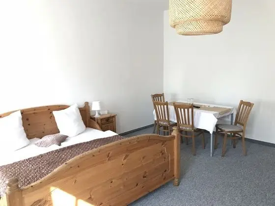 Tek Büyük Yataklı Oda