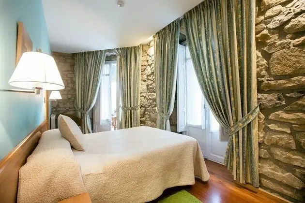 Tek Büyük Yataklı Oda, Balkon