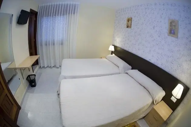 Tek Büyük veya İki Ayrı Yataklı Oda