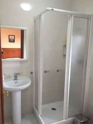 Basic İki Ayrı Yataklı Oda, Dağ Manzaralı