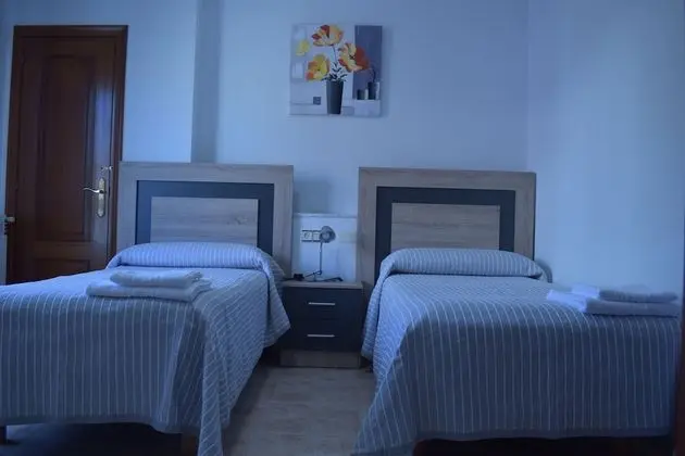 Basic Tek Büyük Yataklı Oda