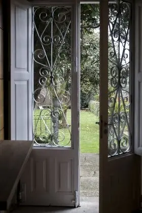 Tek Büyük Yataklı Oda, Bahçe Manzaralı