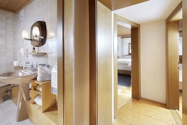 Basic Oda, 2 Yatak Odası, Küvet