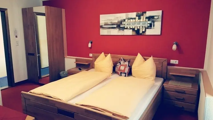 Tek Büyük Yataklı Oda, 1 Büyük (Queen) Boy Yatak