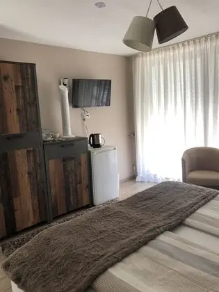 Tek Büyük veya İki Ayrı Yataklı Oda