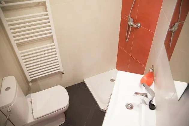 Tek Kişilik Oda, Ortak Banyo