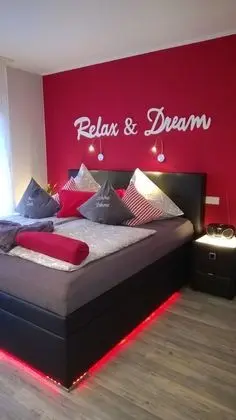 Tek Büyük Yataklı Oda