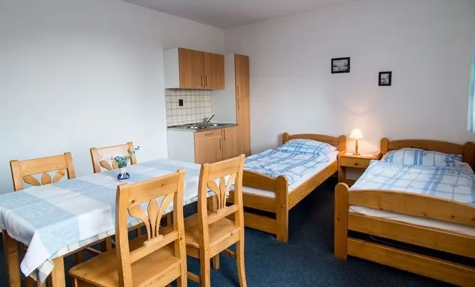 Comfort Dört Kişilik Oda, 2 Yatak Odası, Küçük Mutfak