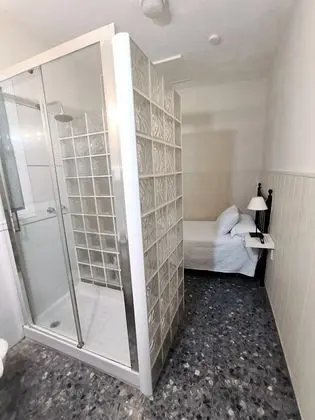 Economy Tek Kişilik Oda, Banyolu/Duşlu, Zemin Kat