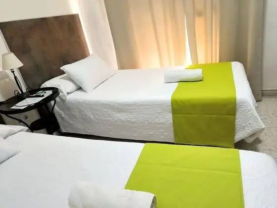 İki Ayrı Yataklı Oda, Ortak Banyo, Şehir Manzaralı