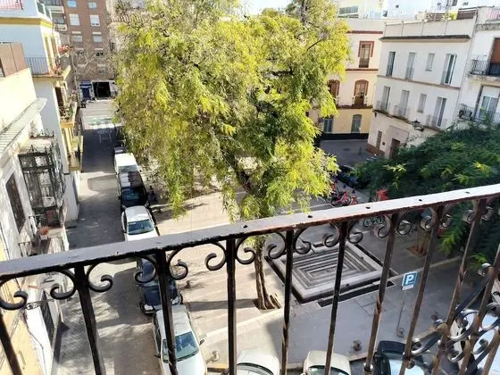 İki Ayrı Yataklı Oda, Ortak Banyo, Şehir Manzaralı