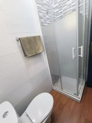 Tek Kişilik Oda, Ortak Banyo, Kule