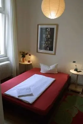 Standard Tek Kişilik Oda (private bathroom on floor)