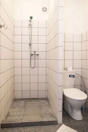 Üç Kişilik Oda