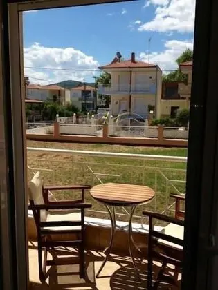 Üç Kişilik Oda
