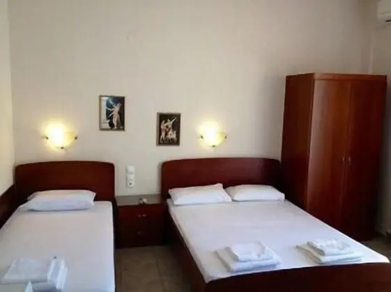 Üç Kişilik Oda, Deniz Manzaralı