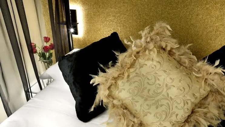 Tek Büyük Yataklı Oda (Oro Viejo)