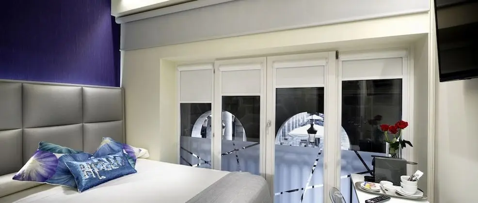 Tek Kişilik Oda (Azul Añil)